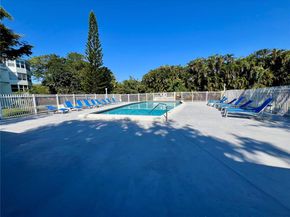 1351 NE 191st St E211, Miami FL 33179