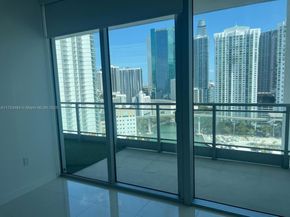 92 SW 3rd St 2412, Miami FL 33130