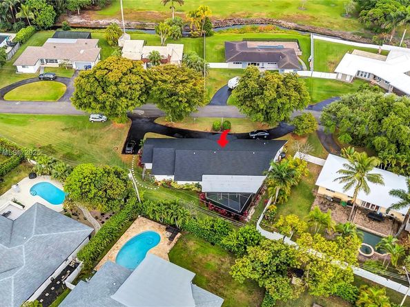 3211 Calle Largo Dr, Hollywood FL 33021