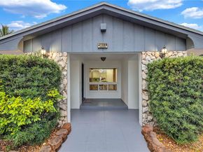 3211 Calle Largo Dr, Hollywood FL 33021