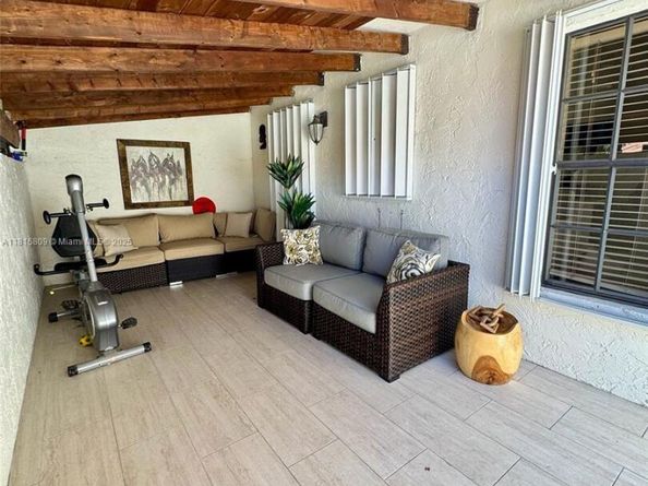 13469 Fountain View Blvd, Wellington FL 33414