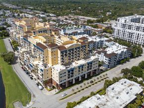 8390 SW 72nd Ave 704, Miami FL 33143