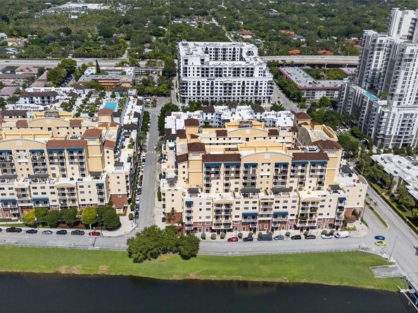 8390 SW 72nd Ave 704, Miami FL 33143