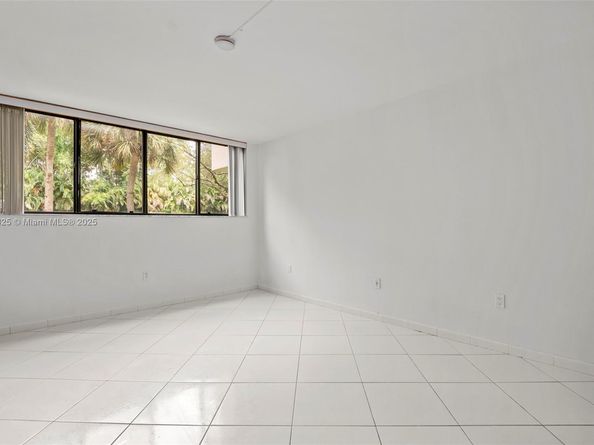 9735 NW 52nd St 115, Doral FL 33178