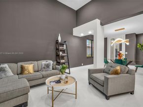3844 W Hibiscus St, Weston FL 33332