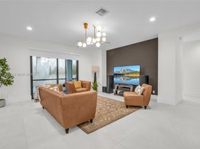3844 W Hibiscus St, Weston FL 33332