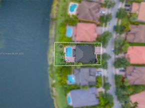 3844 W Hibiscus St, Weston FL 33332
