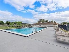 9202 NW 81st Ct, Tamarac FL 33321