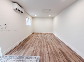 9202 NW 81st Ct, Tamarac FL 33321