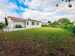 9202 NW 81st Ct, Tamarac FL 33321