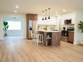 9202 NW 81st Ct, Tamarac FL 33321