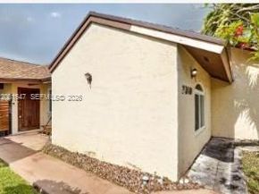 7010 SW 103rd Pl, Miami FL 33173