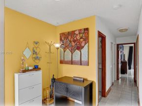 7010 SW 103rd Pl, Miami FL 33173