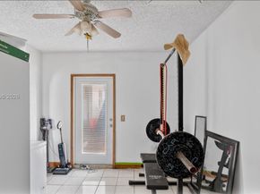 7010 SW 103rd Pl, Miami FL 33173