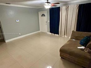 6881 SW 6th St, Pembroke Pines FL 33023