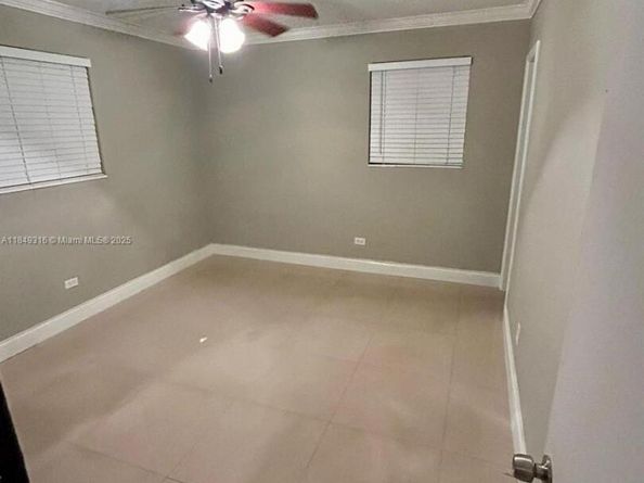 6881 SW 6th St, Pembroke Pines FL 33023