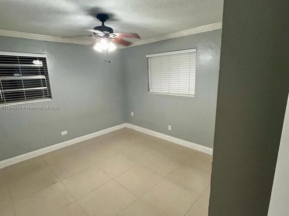 6881 SW 6th St, Pembroke Pines FL 33023