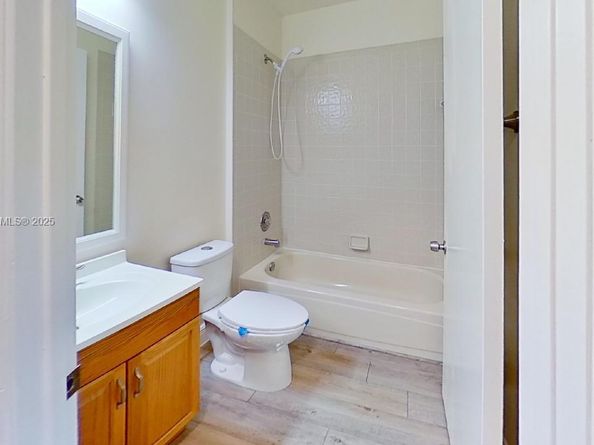 7406 Woodmont Ter 205, Tamarac FL 33321
