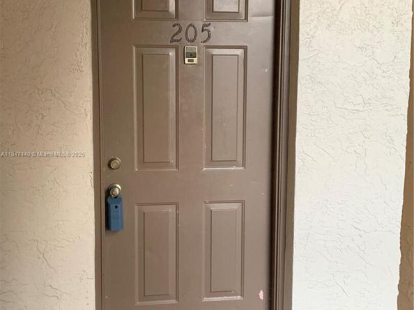 7406 Woodmont Ter 205, Tamarac FL 33321