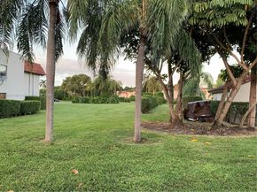 7406 Woodmont Ter 205, Tamarac FL 33321