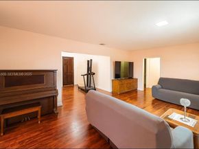 3321 SW 18th St, Miami FL 33145