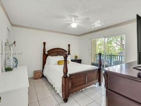 15430 SW 82nd Ln 625, Miami FL 33193