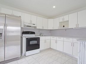 11511 SW 180th St, Miami FL 33157
