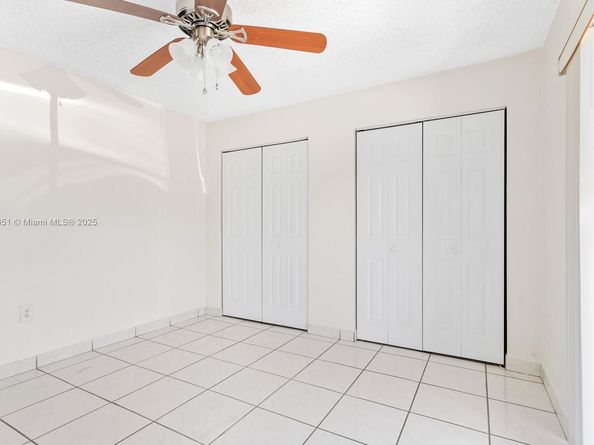 1800 SW 25th St 2102, Miami FL 33133