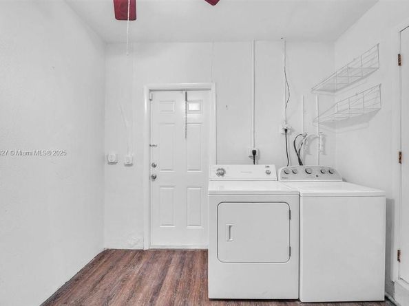 2005 N 36th Ave, Hollywood FL 33021