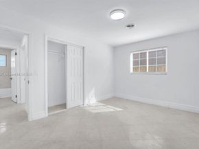 2005 N 36th Ave, Hollywood FL 33021