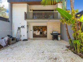 6611 SW 72nd St 38, South Miami FL 33143