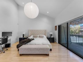 6611 SW 72nd St 38, South Miami FL 33143