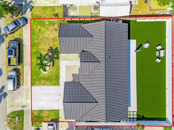 14631 SW 162nd St, Miami FL 33177