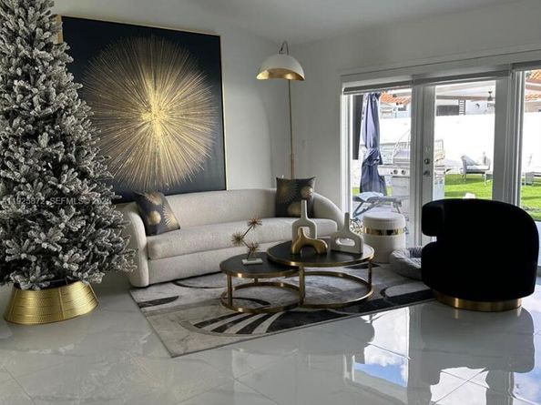 14631 SW 162nd St, Miami FL 33177