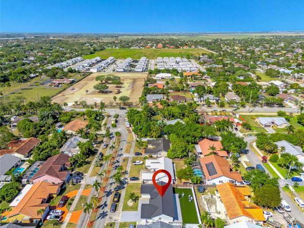 14631 SW 162nd St, Miami FL 33177