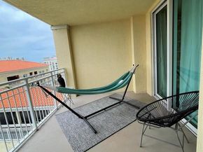 7350 SW 89th St 817S, Miami FL 33156