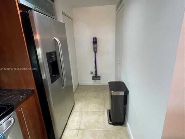 7350 SW 89th St 817S, Miami FL 33156