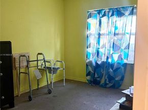 19350 NW 32nd Ave, Miami Gardens FL 33056