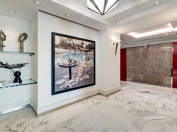 Undisclosed Address #A11640470, Miami Beach FL 33109