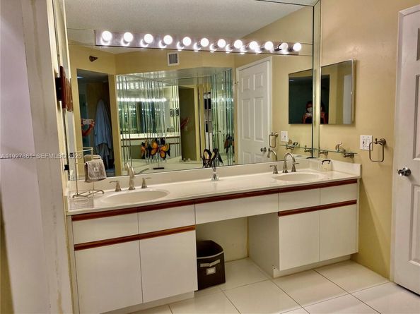 3400 NE 192nd St 1712, Aventura FL 33180