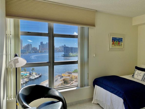 3400 NE 192nd St 1712, Aventura FL 33180