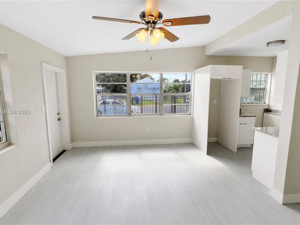 1557-55 NW 66th St, Miami FL 33147
