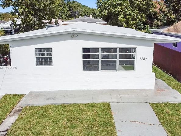 1557-55 NW 66th St, Miami FL 33147