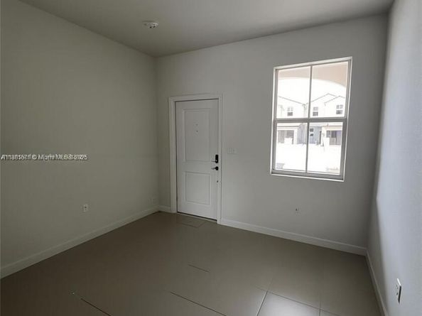12727 NW 23rd Pl, Miami FL 33167