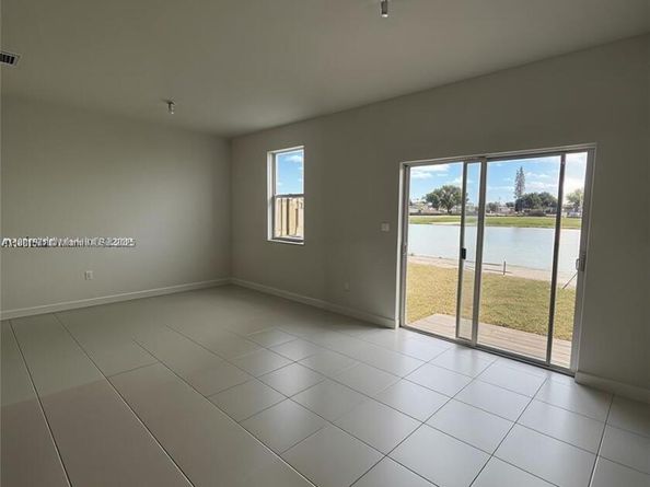 12727 NW 23rd Pl, Miami FL 33167
