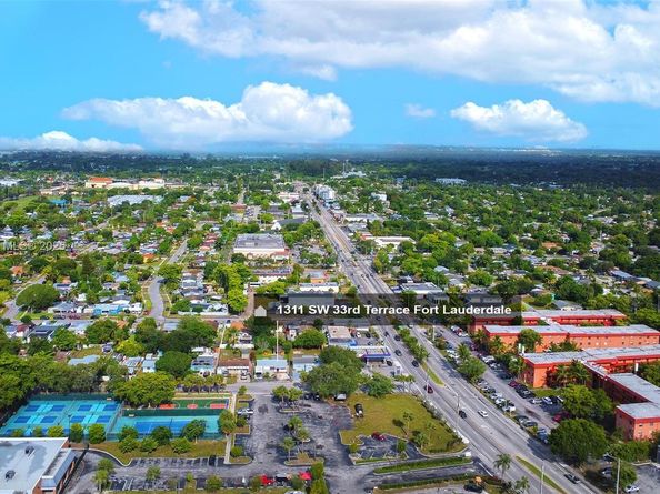 1311 SW 33rd Ter, Fort Lauderdale FL 33312