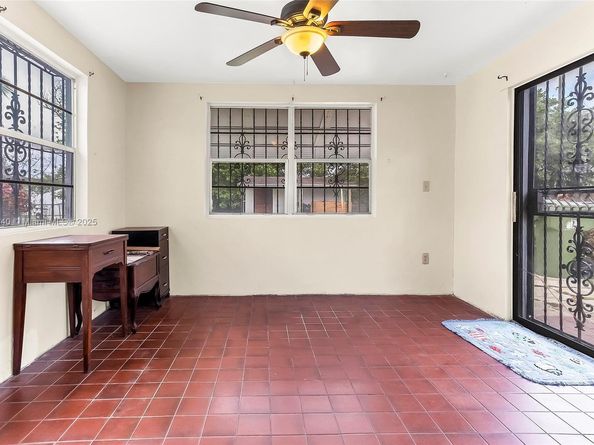 1311 SW 33rd Ter, Fort Lauderdale FL 33312