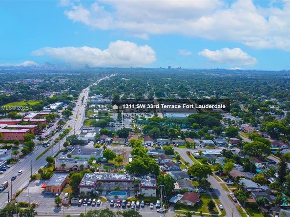 1311 SW 33rd Ter, Fort Lauderdale FL 33312
