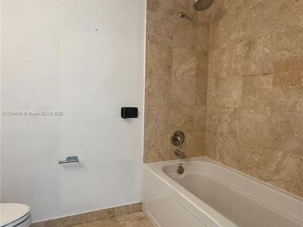350 S Miami Ave 302, Miami FL 33130