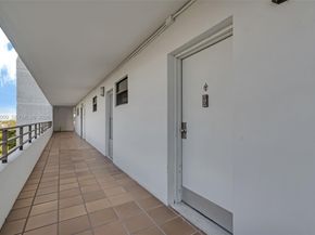 500 Three Islands Blvd 226, Hallandale Beach FL 33009